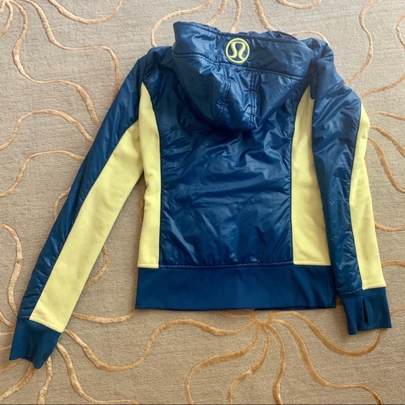 Lululemon | Blue Jacket / Lime Detachable Fleece 2 - Picture 5 of 9